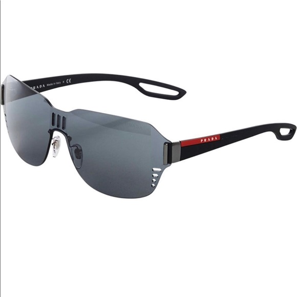 Prada Sunglasses with box - Picture 5 of 7